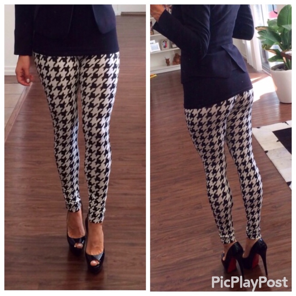 🆕🎀Houndstooth Leggings